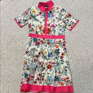 Stunning Dalia MacPhee Floral Short Sleeved Dress